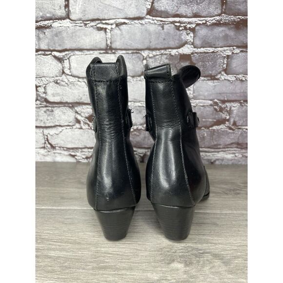DINGO Black Leather Western Studded Ankle Heel Booties Women Sz 8.5M US/39EU - Picture 5 of 16